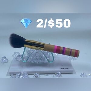 💎 Tarte LTE Powder Brush